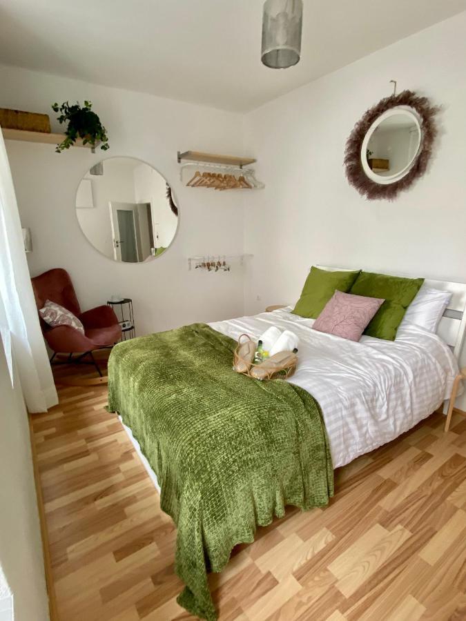 Stay In Aux, Feel At Home ! 2 Room Apartment Central Incl All You Need For 4 Person, 24H Check In, Pkw Parking Only Aψβούργη Εξωτερικό φωτογραφία