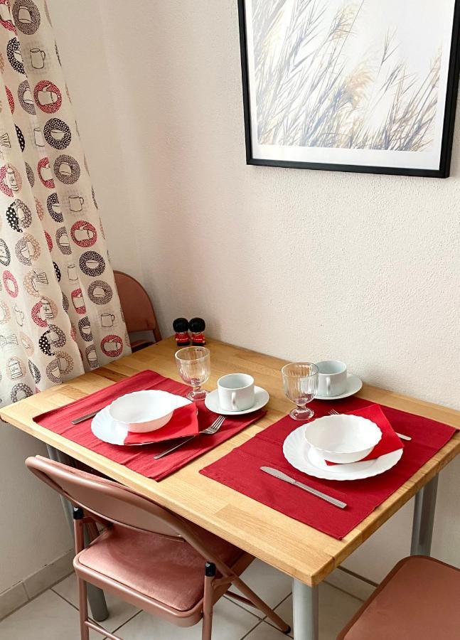 Stay In Aux, Feel At Home ! 2 Room Apartment Central Incl All You Need For 4 Person, 24H Check In, Pkw Parking Only Aψβούργη Εξωτερικό φωτογραφία